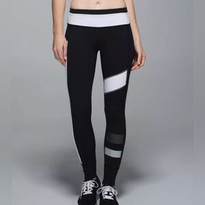 Lululemon Speed Tight II Full-On Luxtreme Black / White Womens Size 6 Pocket